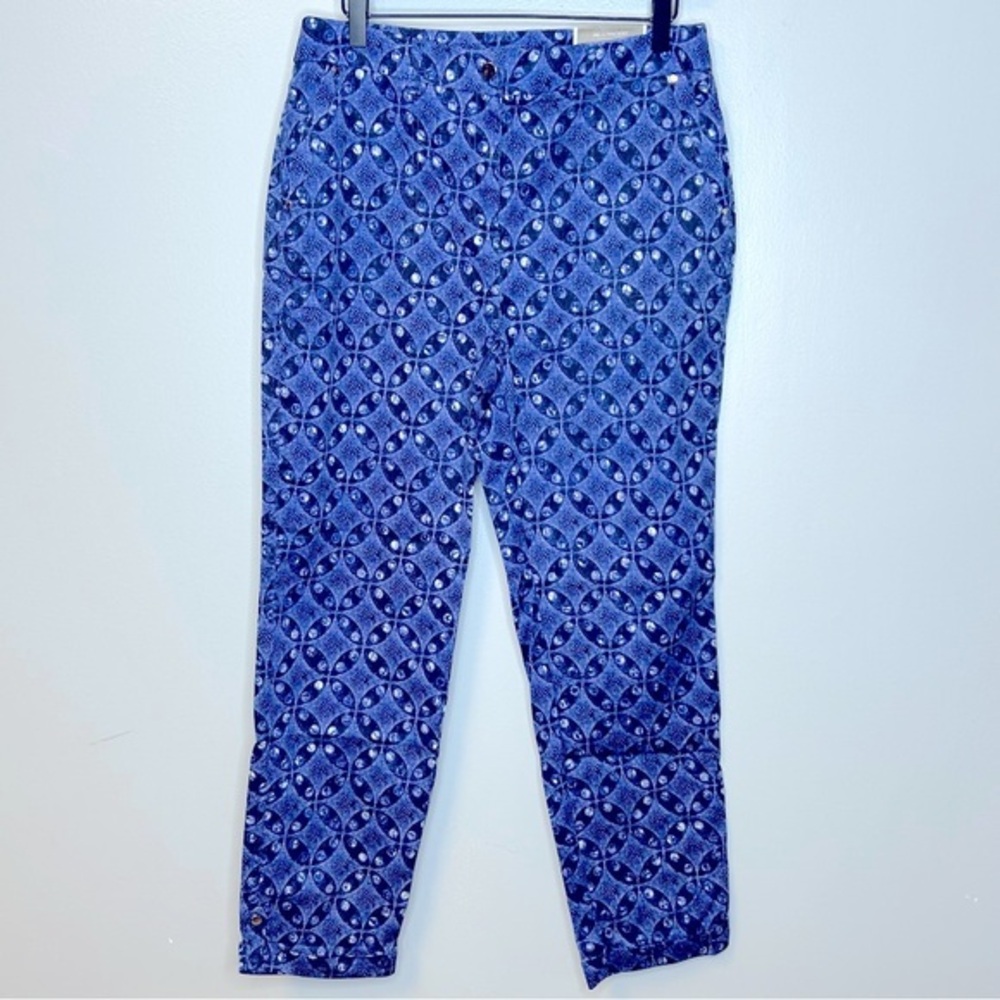 Chico’s Comfort Waist Luxe‎ Utility Geo Ankle Pants Chico’s Size 1 US Size 8